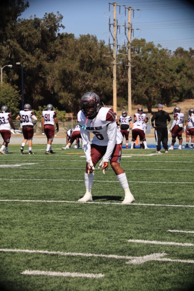 KijanteF's tweet photo. 2021 Mid season highlights  https://t.co/Oh74IcdfSA 🔽🔽  #JUCOPRODUCT @JuCoFootballACE @JUCOFFrenzy @DRRJuCoProspect @DRRJuCo_Cali @jucomadefb @scfafootball @GridironRR @AVCFBCoachJ https://t.co/jMMWicPJ2f