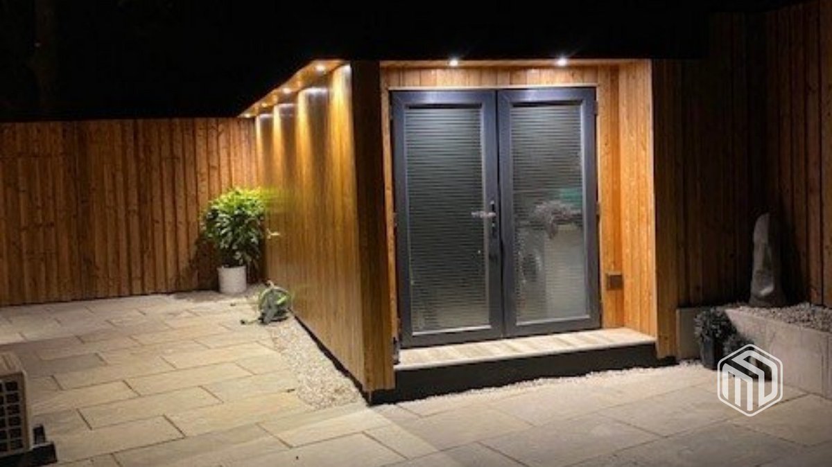 MDConstruction_'s tweet photo. MD Construction were given the challenge of building a temporary home for a client on the land where he is going to be building his dream home.

From the steel portal frame to completion, it took us just 8 weeks.

#Construction #TemporaryHome #ClassQ #Joinery #Groundworks #Barn https://t.co/MUtnQkn1vQ
