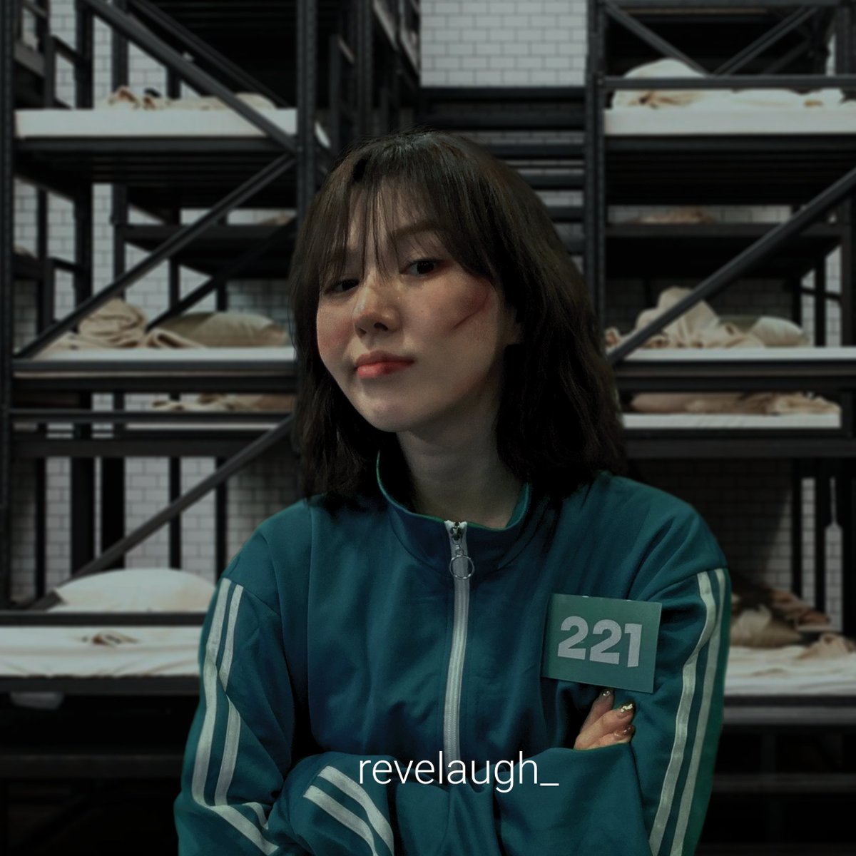 revelaugh_'s tweet photo. someone better take photoshop away from me, i made player 221 fought for her life on that particular night. https://t.co/skU4CpOKPY