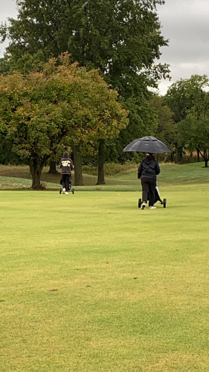 Hickman Girls Golf tweet media