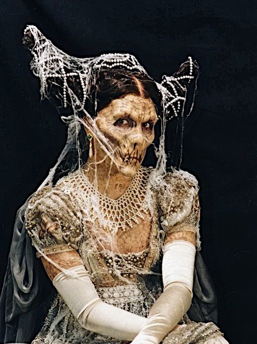 since it’s spooky season, time to appreciate the amazing work on michael jackson’s ghosts (1997). — (via stan winston school of character arts).
