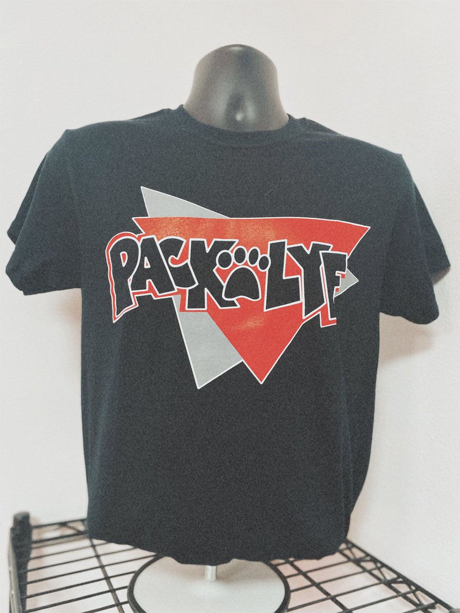 AlphaCampBrand's tweet photo. 🐺 Come &amp; Shop our various collections 🐺

PACKLYF graffiti Tee - $25

Pure 815 Tee - $25

Alpha Camp Fall Tee (Red, Green &amp; Black) - $25

MW4TA Tee - $35 https://t.co/7gVHOSMlkM