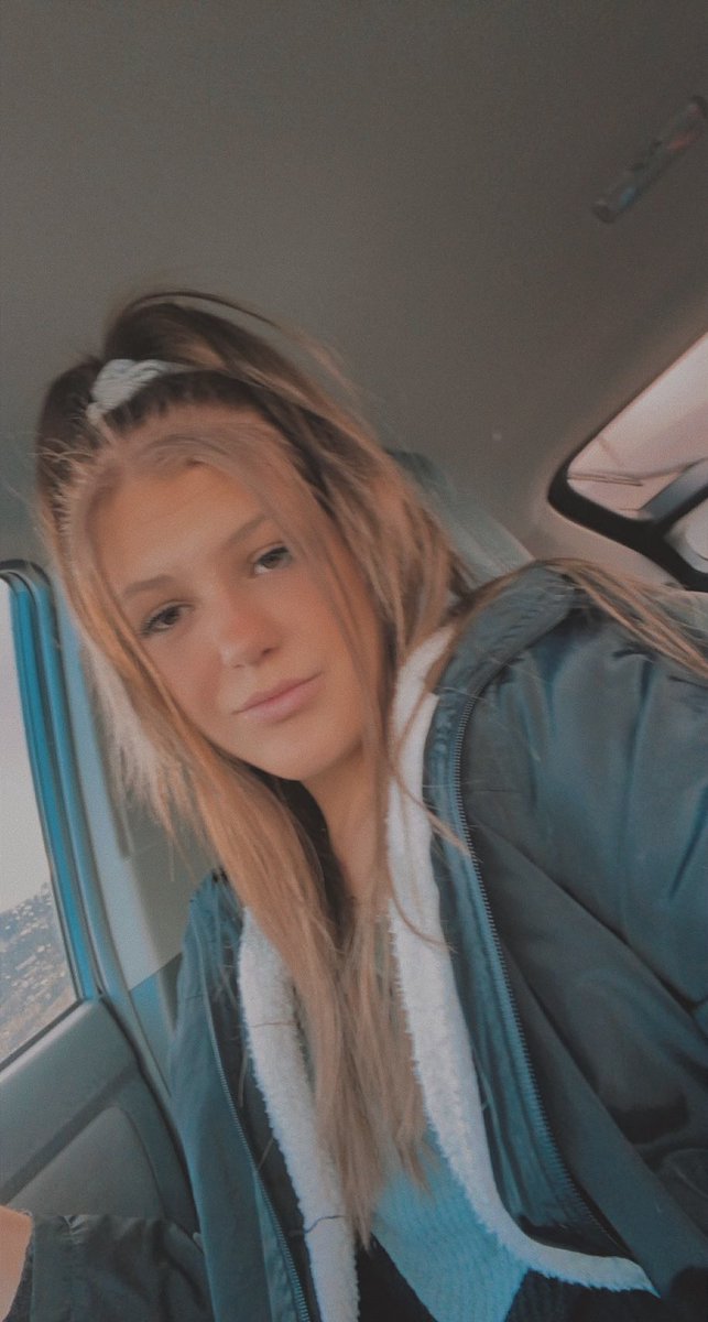 lunalily50's tweet photo. Just a lil me to add to your feed😚🧚‍♀️ https://t.co/8jNrhA2zBz