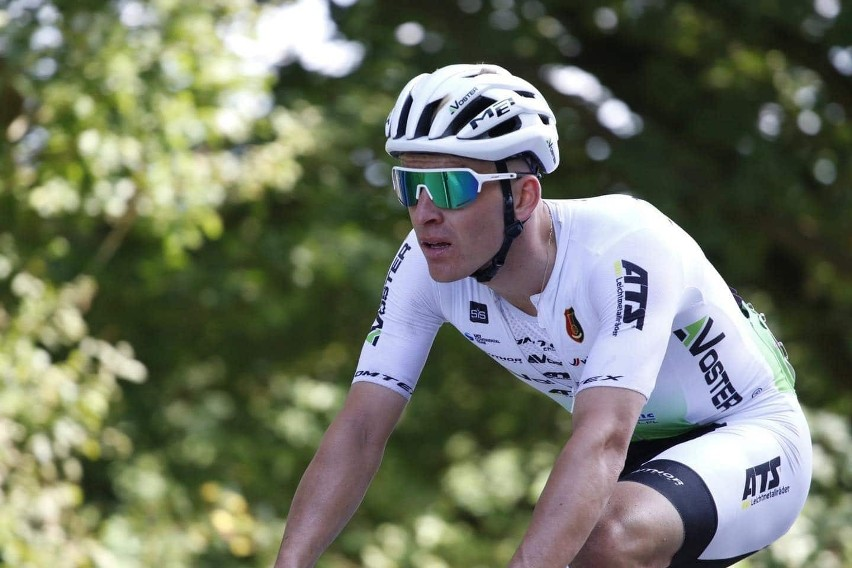 ProCyclingInfo's tweet photo. 😀 Our congrats to the winners yesterday 10/10th at:
🚴♂️#GPChantalBiya 5th st @petermerx
GC #LukasKubis
🚴♂️@CircuitArdennes 4th st @PatrykStosz94
GC @3rikssonlucas
🚴♂️@ParisTours @ArnaudDemare
🏆🥇🍾 https://t.co/7a1aOXdbXf