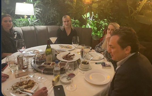 Basta una foto para derrumbar toda una campaña de gobierno