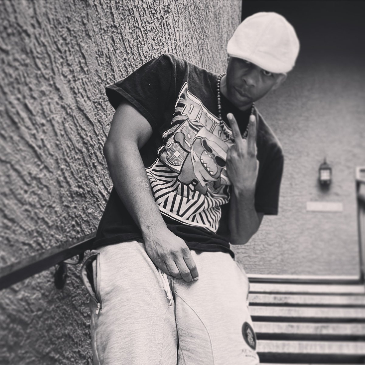 aemusiqllc's tweet photo. NEW SINGLE: SHIBA INU (NIGHT FLY) COMING SOON ON THE UPCOMING EP: CRYPTO BILLIONARE                   THE DIGITAL ART ENTREPRENUER 
ALLEN B
#GypsyKing #DIGITALARTENTREPRENUER #ALLENB #NFTs #DigitalMarketing #art #musician #producers #shibainucoin #shibainu #cryptotwitter https://t.co/o51NqCZz0J