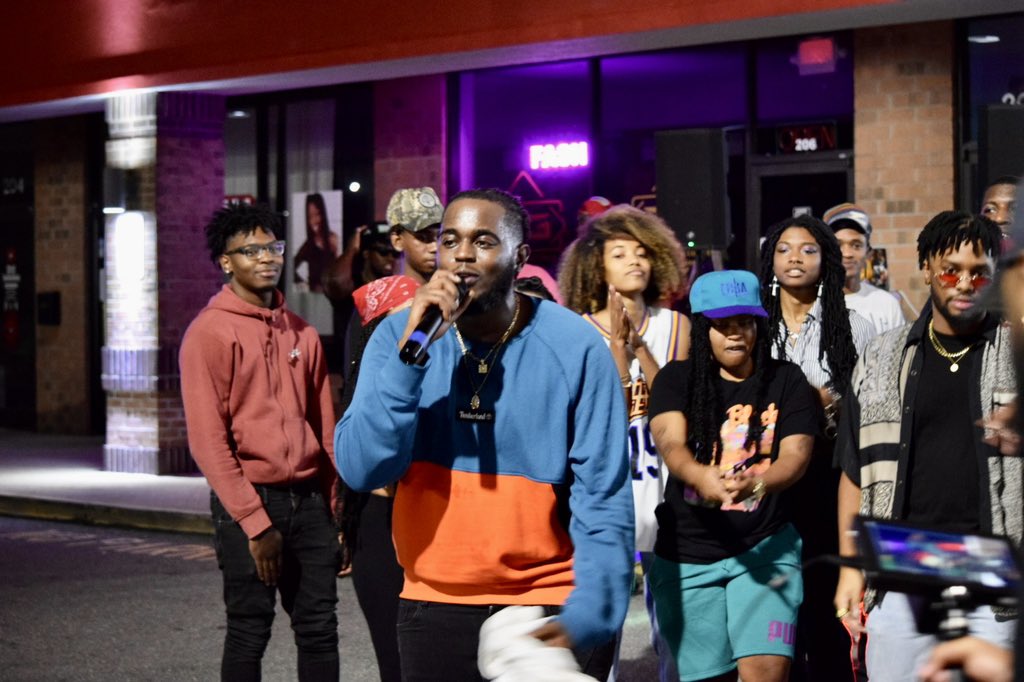 Mr.Behind The Scenes tweet media