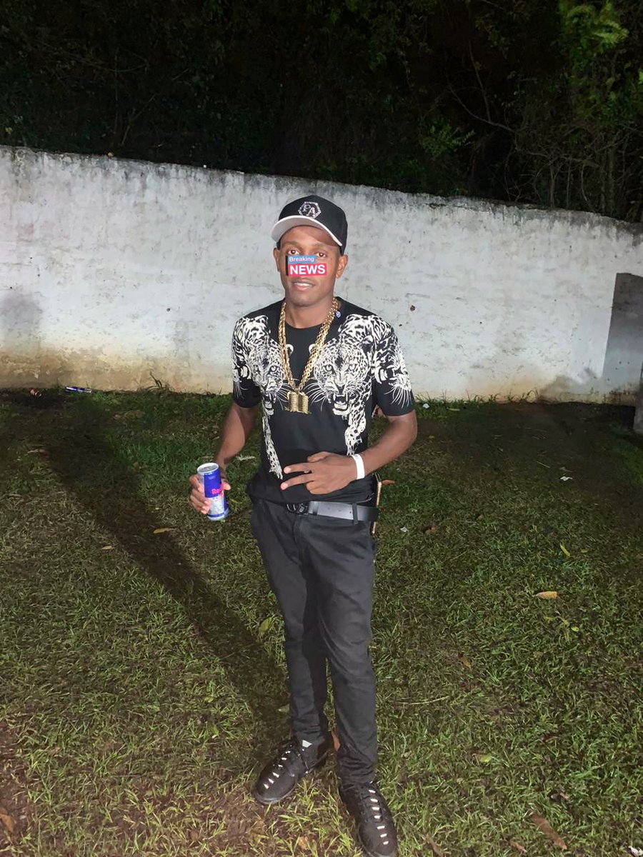 feijaofj22's tweet photo. Moda casual de luxo.🤪🤪 https://t.co/USwtP9QAFy