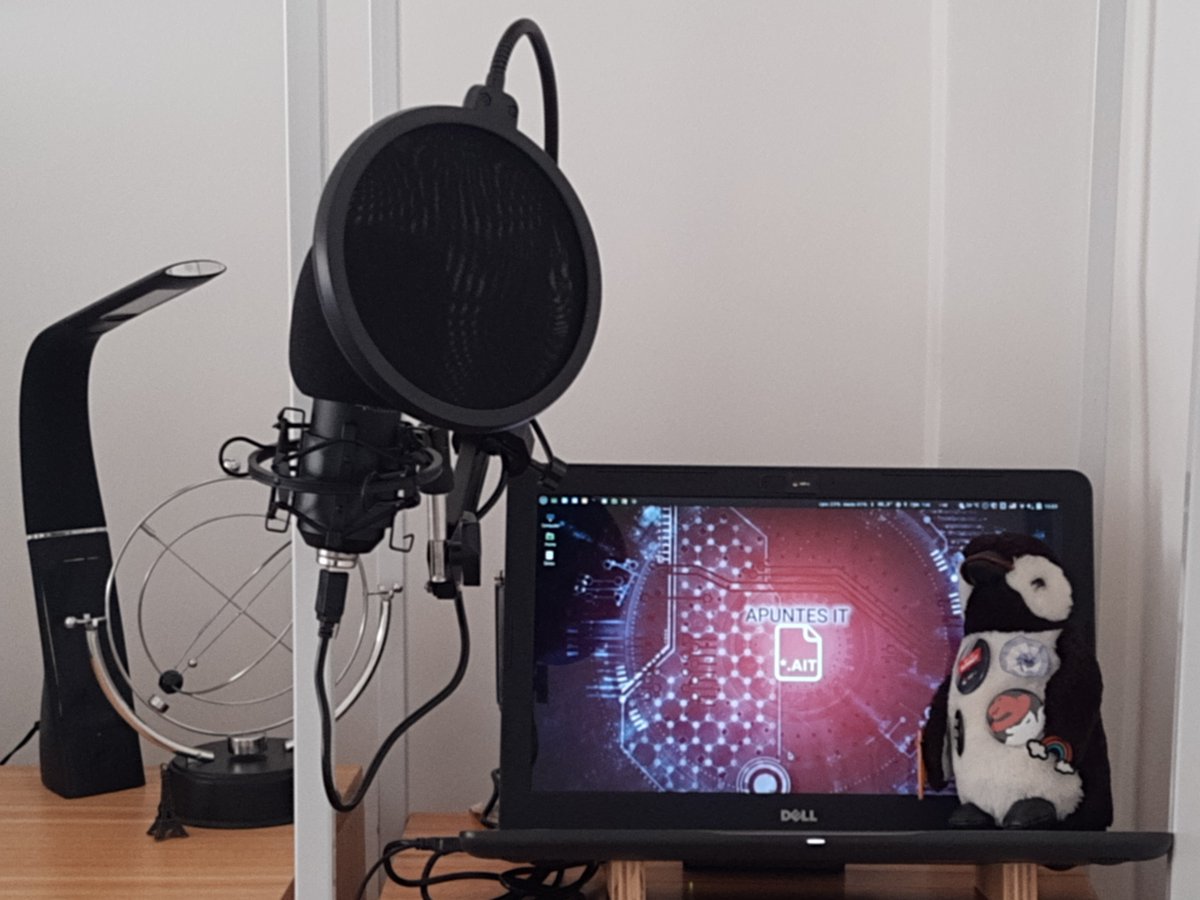 ApuntesIT's tweet photo. Día de grabación de nuevos videos. Atento al nuevo contenido que publicaré en unos días mas.

#apuntesit #nerd #nerdlife #geek #geeklife #sysadmin #youtuber #devops #devsecops #sre #vps #hosting https://t.co/azxj5EYSxL