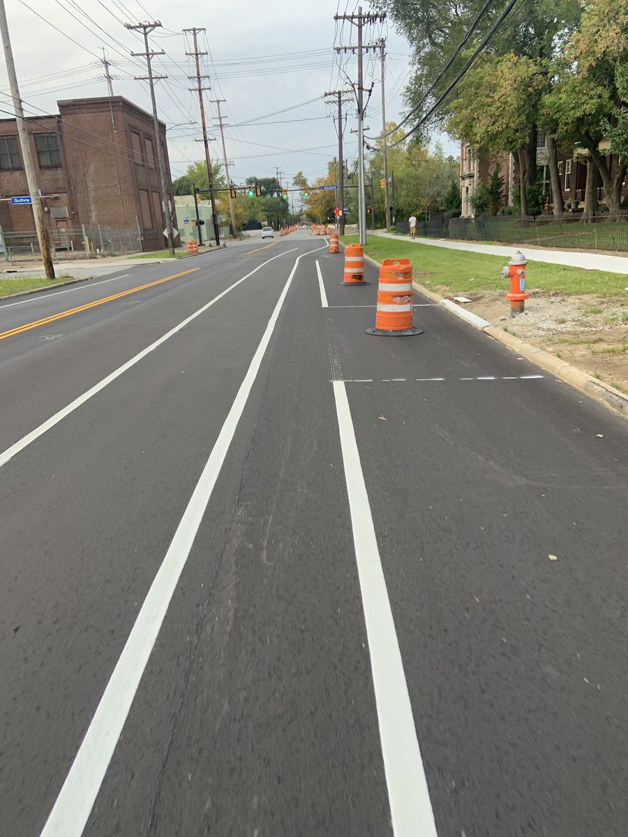 osuadamr's tweet photo. W. 65th striping: Bike lane, parking lane and… buffered parking lane?? https://t.co/f6tzK15Blp