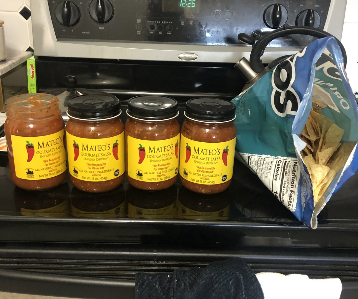 jessymurph's tweet photo. If I ever complain about my gastritis/ulcer/gallbladder problems around you do not for one second feel bad for me. I do it to myself. https://t.co/9TTyatNsYw