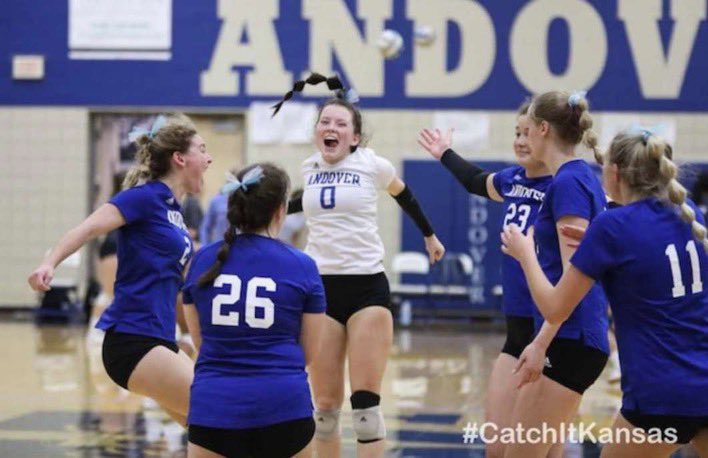 ahsbluecrew24's tweet photo. Tomorrow is a HUGE GAMEDAY for our Volleyball Team!! Game is @ 6:45 tomorrow at CENTRAL &amp; it’s BLUE OUT!!! Let’s pack the stands &amp; BE LOUD!!! #spearem #beatthejags 💙💙💙💙 https://t.co/4Yv4b1BFFo