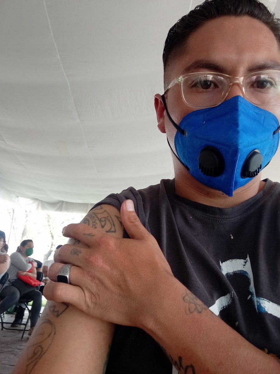 cometinx's tweet photo. Ya está hecho papus 2dosis https://t.co/xgDeOjwwTR