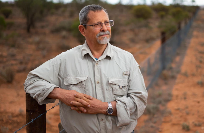 Environment Institute - University of Adelaide (@environmentinst) on Twitter photo Dr Facelli <a href="/UniofAdelaide/">Uni of Adelaide</a> has been studying TGB Osborn Reserve, a former grazing land (for nearly 100 yrs) to see if it can recover from the harsh impacts of over-stocking. There are noticeable differences on each side of the fence.
ow.ly/YzuB50Gp6Rg
@UniAdelSciences Dr Facelli <a href="/UniofAdelaide/">Uni of Adelaide</a> has been studying TGB Osborn Reserve, a former grazing land (for nearly 100 yrs) to see if it can recover from the harsh impacts of over-stocking. There are noticeable differences on each side of the fence.
ow.ly/YzuB50Gp6Rg
@UniAdelSciences