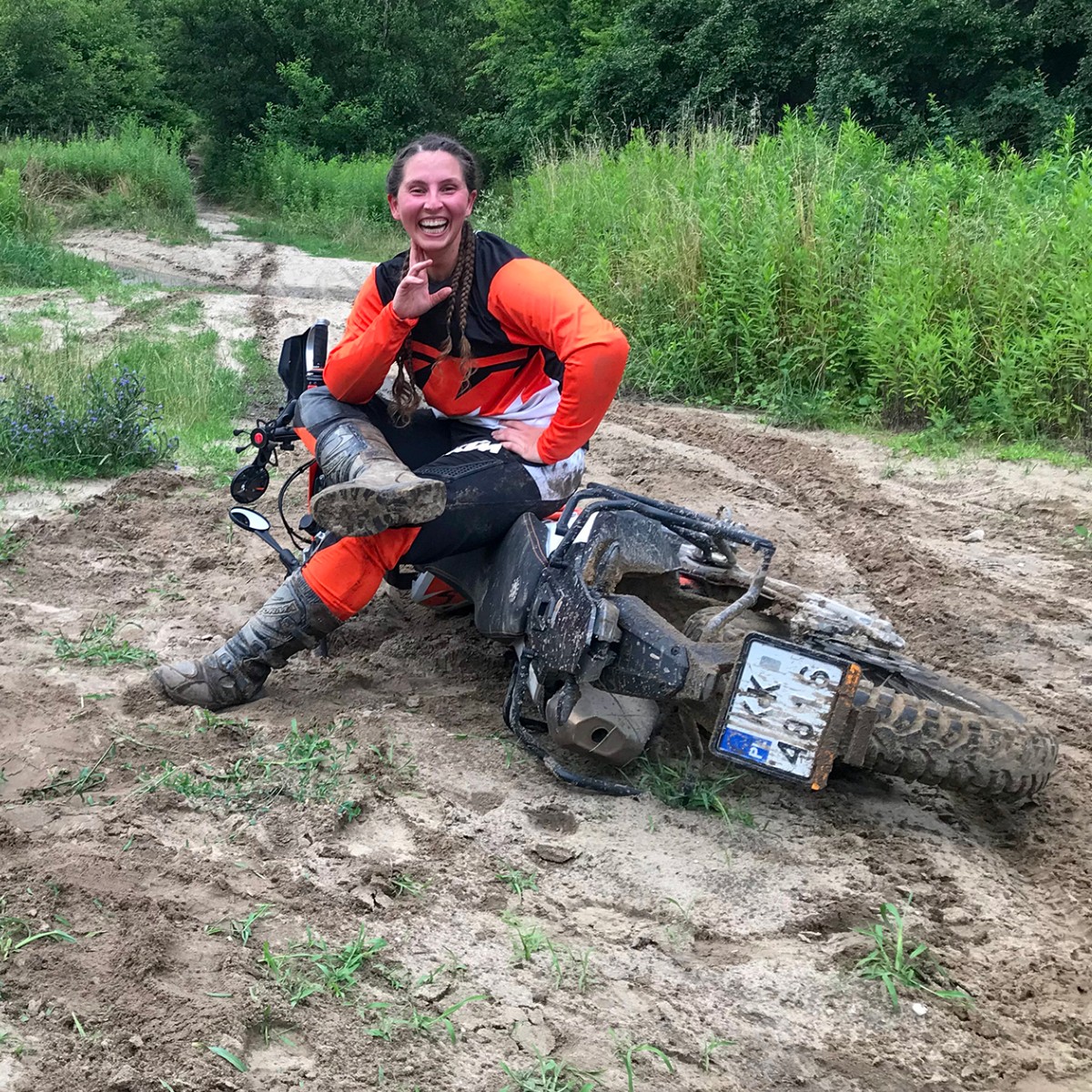 KTM_UK's tweet image. #KTMBlog - Some of the best things to come from THE WORLD ADVENTURE WEEK were the tales and stories of the riders that took part. Tuğçe Akbayar from Turkey was one of those riders - click fal.cn/3iXh6 to read her story.

#KTM #ReadyToRace #TheWorldAdventureWeek