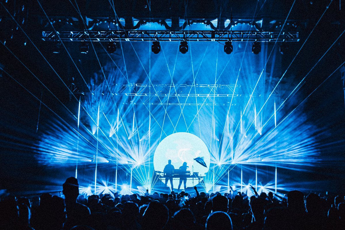 ThirdPartyLive's tweet photo. THANK YOU LIVERPOOL!!!... 18 MONTHS WAS MORE THAN WORTH THE WAIT...UNREAL!!! ❤️😩 https://t.co/uzZFtXn5ob