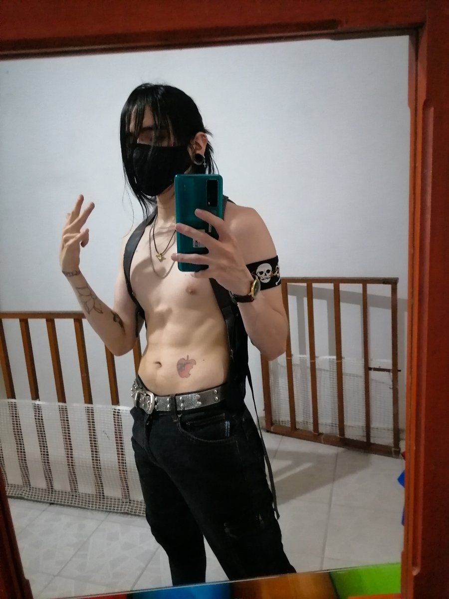 oz_key's tweet photo. good day to exercise! #fitness #fitnessboy #tattoer #tattooartist #keyoz95v https://t.co/RsCMW9fXzm
