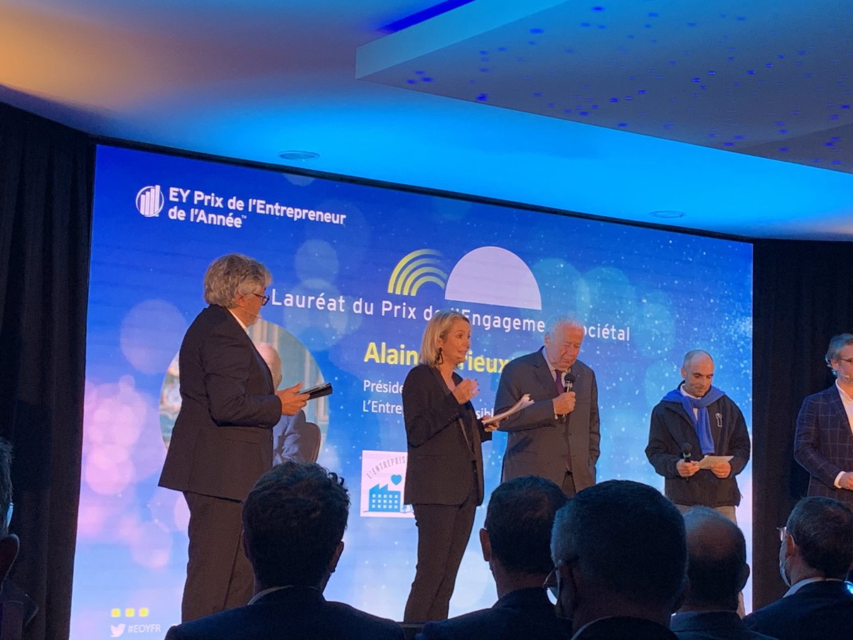 L’entreprise des possibles fonde et préside  par Alain Merieux est un exceptionnel optimiste Prix de L’engagement sociétal ARA. Même pas peur ! ⁦<a href="/EYFrance/">EY France</a>⁩ ⁦<a href="/verlingue/">maru283792927899i6</a>⁩ ⁦@HSBC_FR⁩ #eoyfr