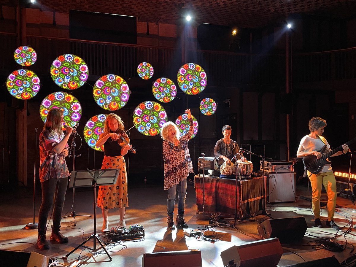 LenkaLichtenber's tweet photo. Excited to be part of @Luminato #GuidedByStarlight concert series, starting this Wednesday. Our show premieres on Thursday, 9pm, and streams on-demand afterwards. Get your free tickets and enjoy the amazing line-up! @JessicaDeutsch @Rakkatak @Auri_Luve Oriana Barbato https://t.co/316Hi48c8B