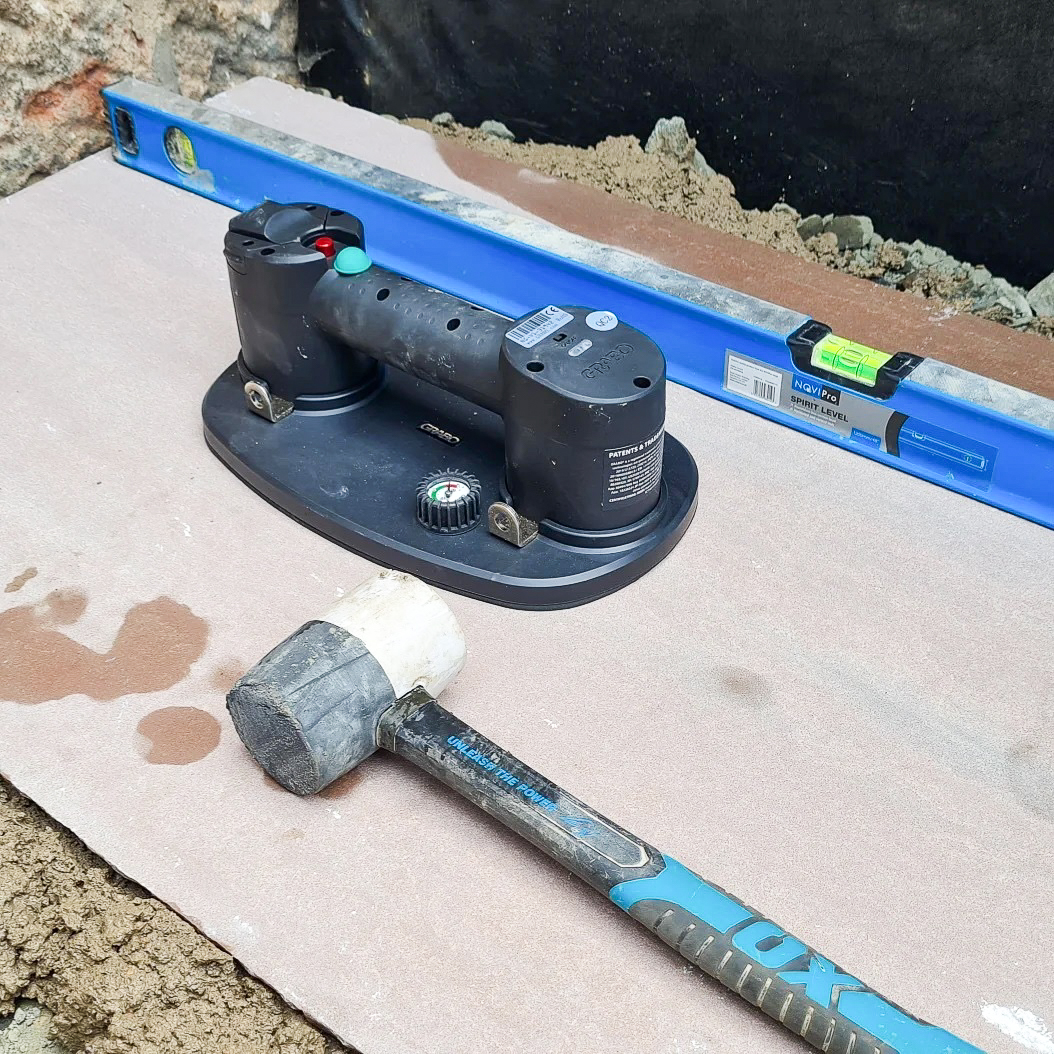 GraboUk's tweet photo. We love seeing your Grabo's become an every day part of your tool kit! 💪

📸: Branching Out Scotland

#Grabo #PowerTools #LandscapingTools #LandscapersUK #ConstructionUK #Tradesmen https://t.co/otO1YppEXP