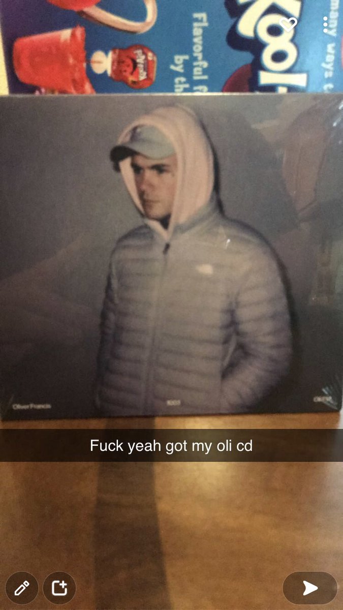 MaggicTravis's tweet photo. Got the 🐐 cd just in time for my birthday tomorrow 🔥 @oliverxfrancis #cloudboys  💨✨ https://t.co/3GZNfjA1Au