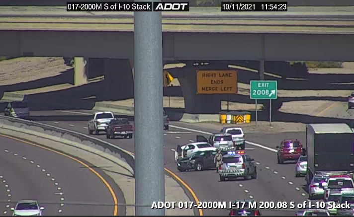 ArizonaDOT's tweet photo. I-17 NB near I-10 WB: Right and center lanes closed for a crash. 

Check your route before you head out with the ADOT Alerts and AZ511 apps:  https://t.co/MxTvyyEdpM

#phxtraffic https://t.co/NbvAkqQ0tJ
