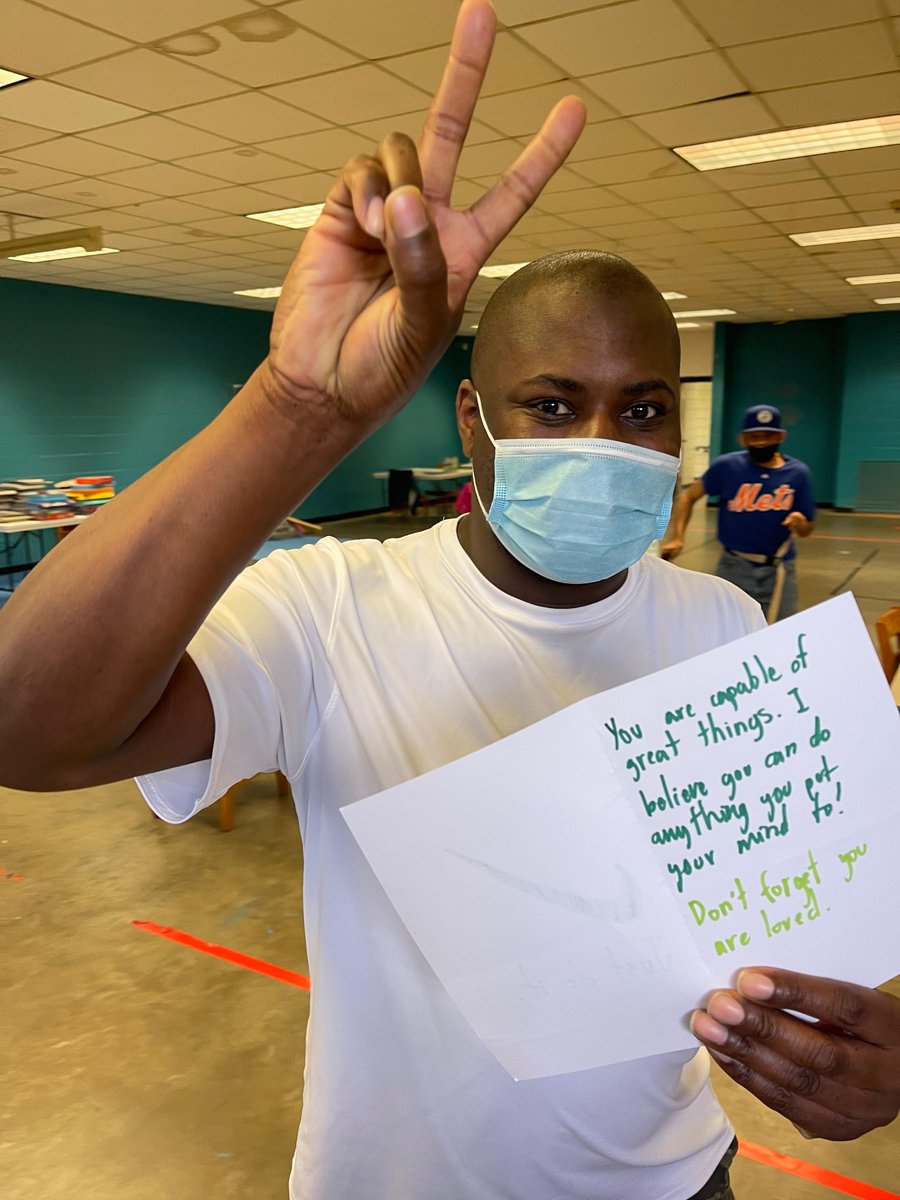 NevinsCreates's tweet photo. Thank you so much from @charchristiannc for their wonderful, inspirational cards! The participants loved reading the uplifting messages and couldn’t stop smiling.
#NevinsCreates #NevinsStrong #inspiration #motivationmonday https://t.co/7xf28XT5wh