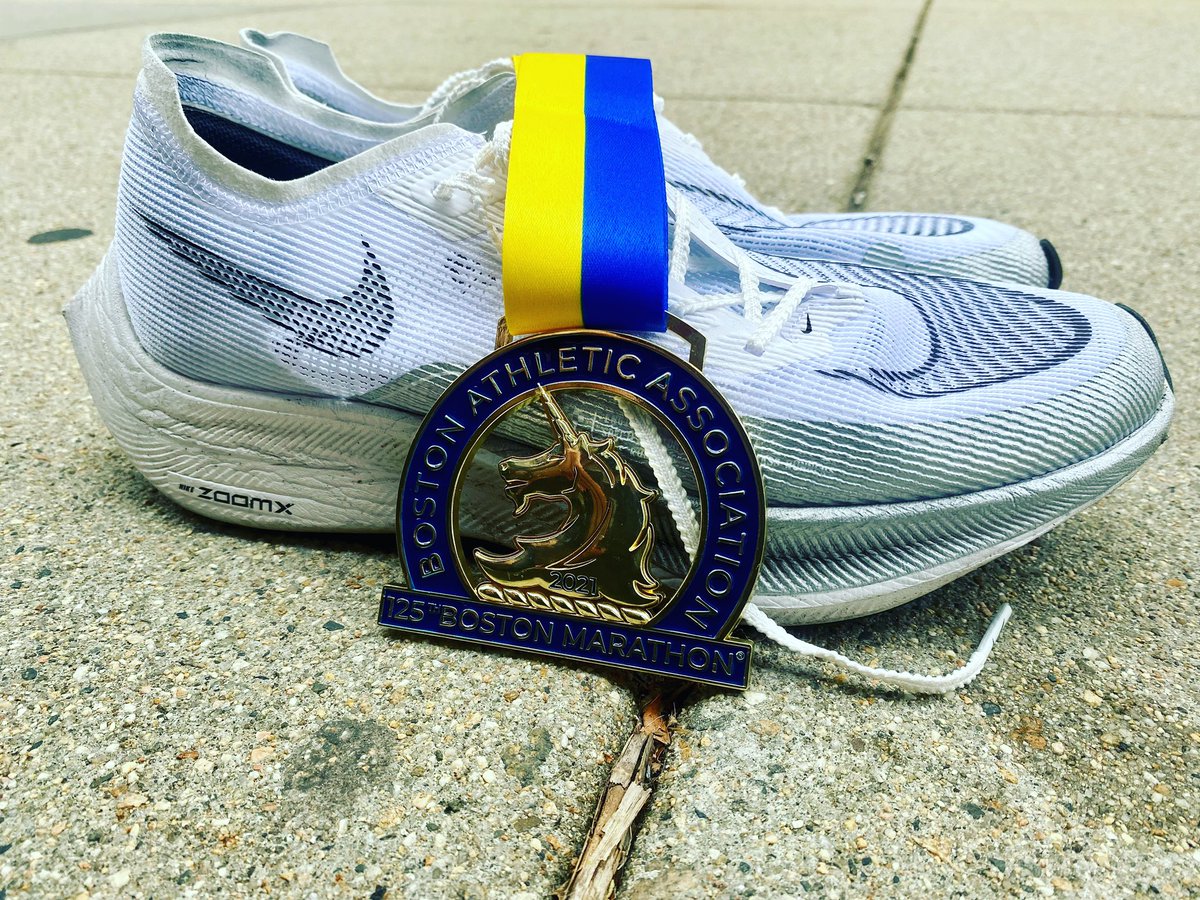 JDehlinger's tweet photo. A lifelong goal of running the #BostonMarathon2021 completed. 3:19:14. It’s far from my best time, but, by far, I had the best time. https://t.co/6KpxUXeeDq