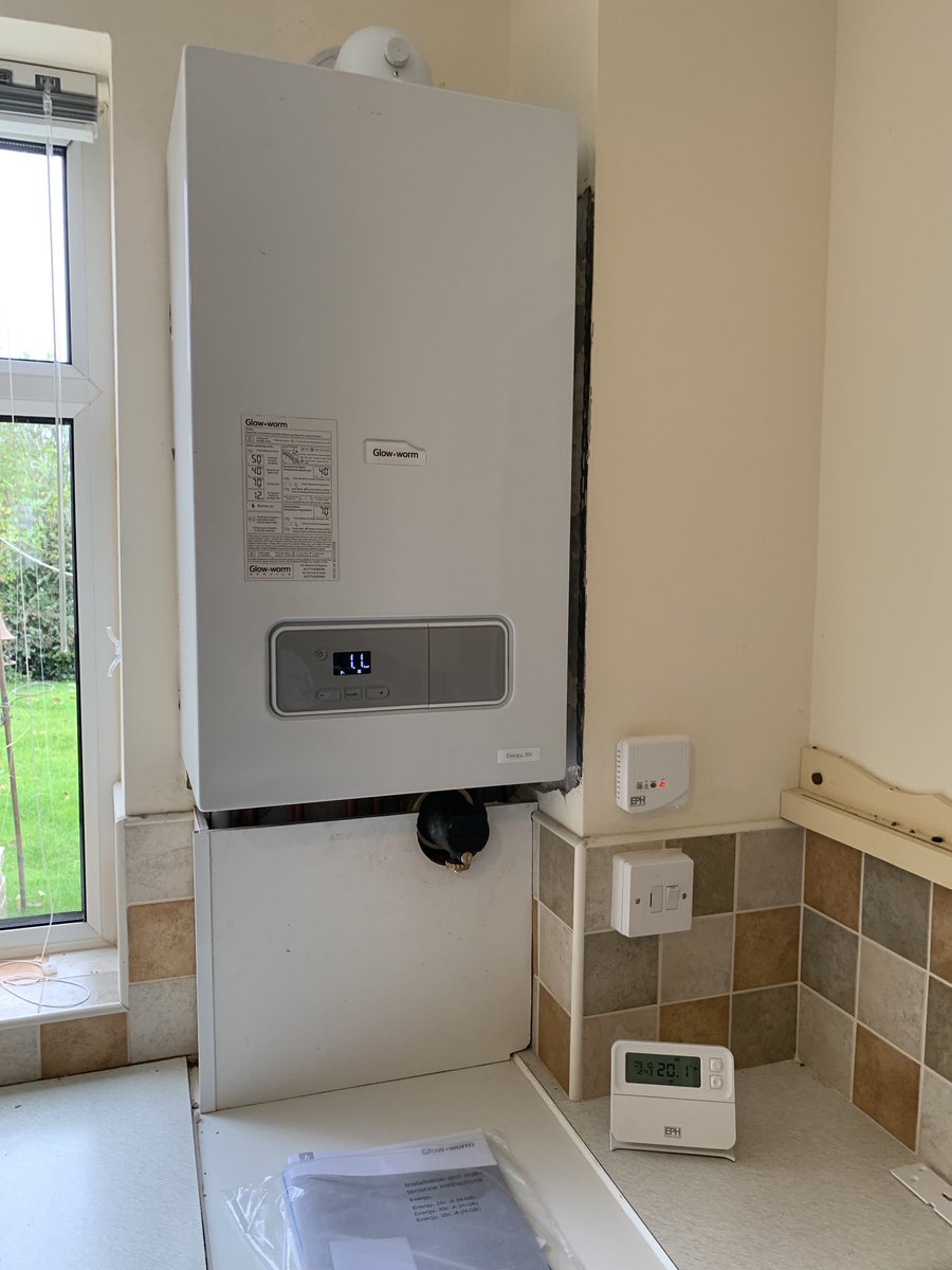 Another woeful Worchester hitting the road replaced by the more than capable Glowworm Energy 30c #clubenergy