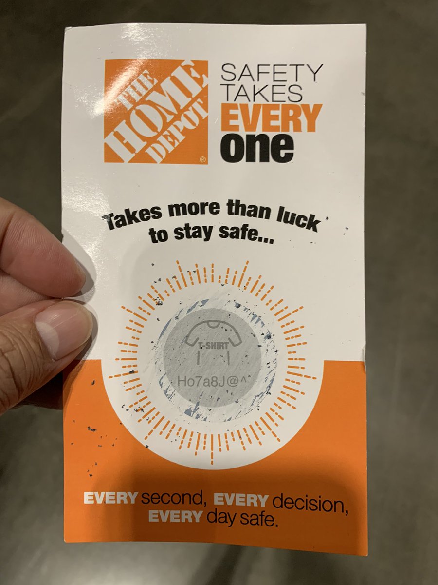 5752APM's tweet photo. Safety Takes Every One. Nichole P got a scratcher from SDO Ernest W. during his visit to the #Safe@HomeDallas5752. https://t.co/ZigYlr7auY