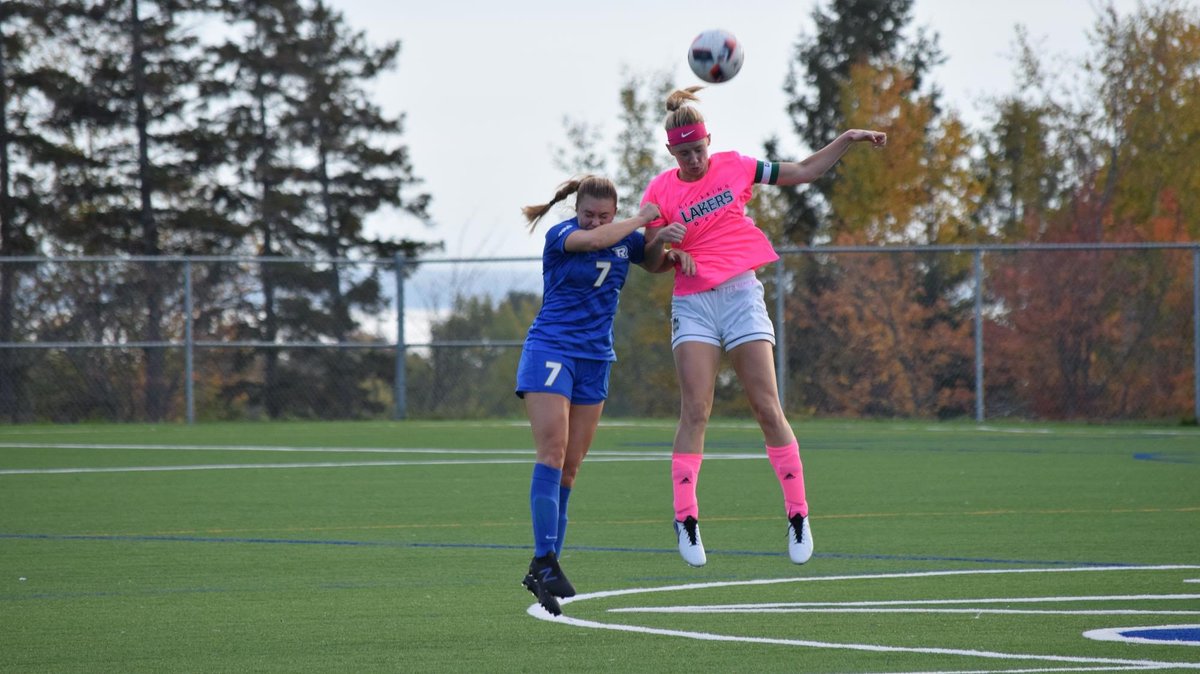 49SPORTNET's tweet photo. ⚽️NEW OUA⚽️ The standings are as tight as ever, but are some of the top teams really deserving of where they are? 

That question and more in the latest edition of "The Kickabout."

✍️ @BenSteiner00 

📰https://t.co/ps6PNpxDrY

#USPORTS #OUA https://t.co/vGa3ujejeg