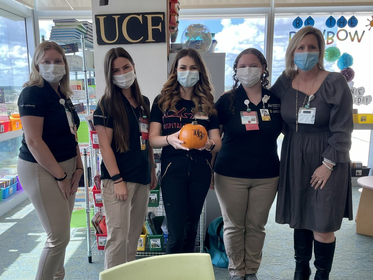 drltspalding's tweet photo. A new chapter in their @UCFCCIE  @UCFTeacherEd journey begins...welcome second six week interns to @pedsacademy! #ChargeOn ❤️📚 https://t.co/DQqiWzXIIB