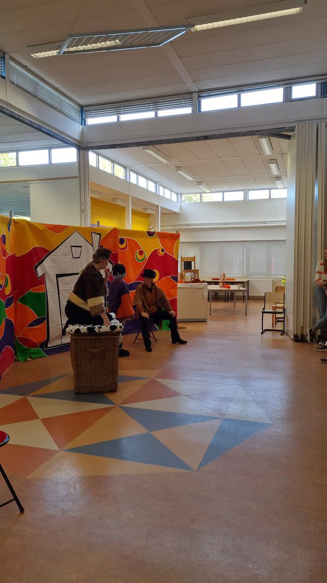 Vandaag theater Stuiter met Kat kan alles!