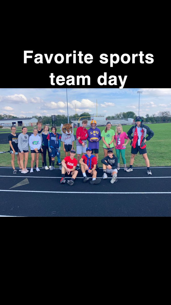 JGCrossCountry's tweet photo. This week is XC spirit week! It’s 1 of my favorite weeks of the season! 2day was “favorite sports team”! As voted by their teammates; Eliana Lang (markered arms and all) 1st place, @Carter26488136 2nd place, @kmbraun2003 3rd place! Everyone looked awesome! I ❤️ the participation! https://t.co/uuppBm4Wwr