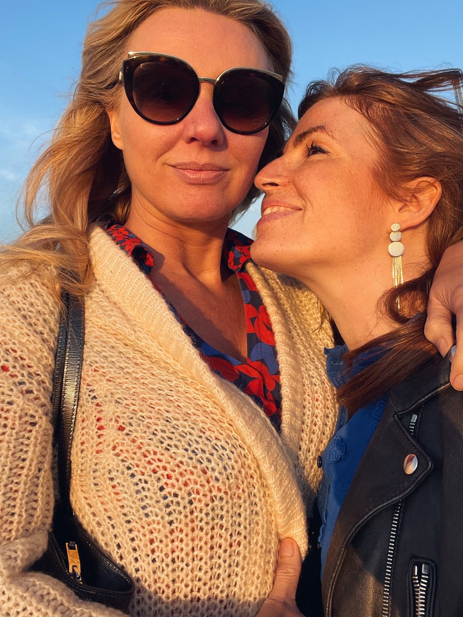 charbiskop's tweet photo. Waarom ik niet één keer uit de kast kom, maar een leven lang.

#InternationalComingOutDay #ComingOutDay https://t.co/aAAHMYCNzE