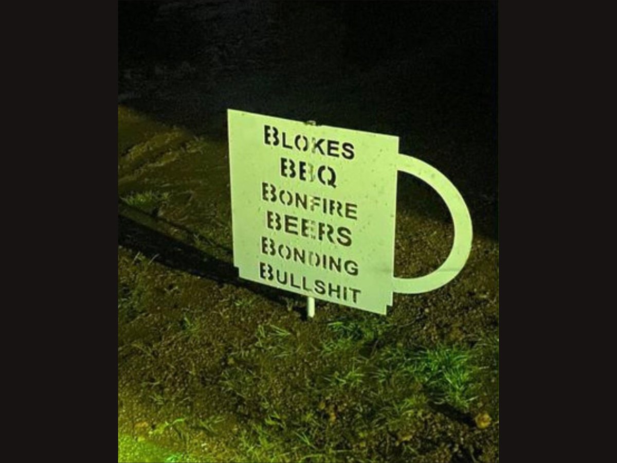 Having a very impromptu pre-harvest #6Bs here tonight
Helping out some mates in a project they’re doing and coincidentally also #AgMentalHealthWeek 
So if you’re around the area and keen, get in contact and I’ll get you more details
Shiny side up fellas!
✌️💞🤟