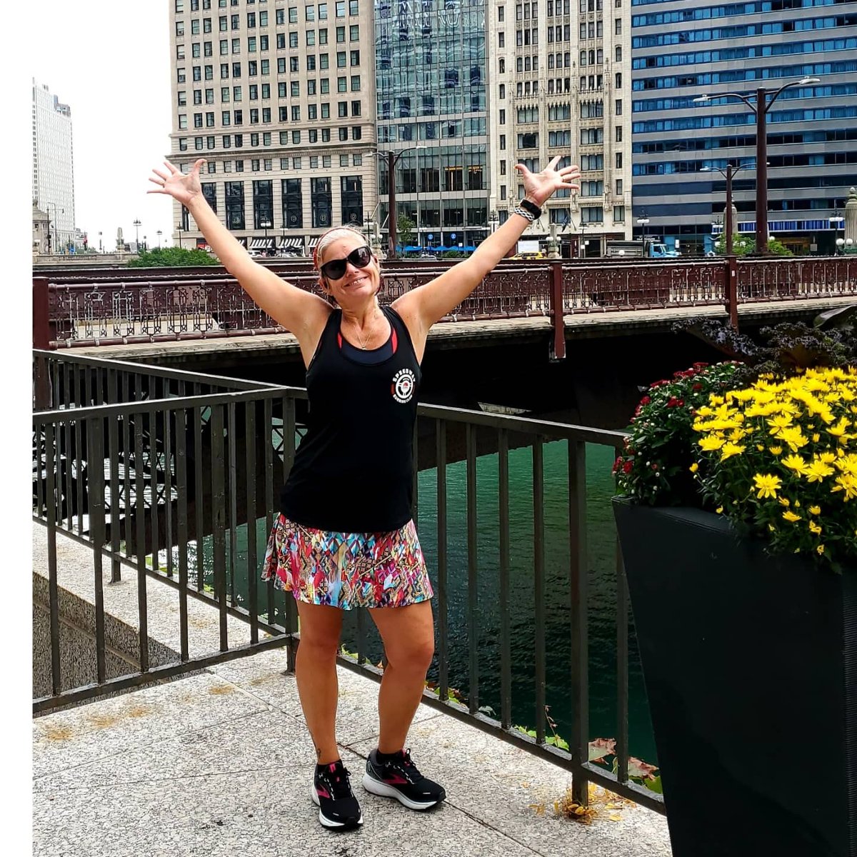KittiDrake's tweet photo. I ❤ Chicago!! I ❤ Chocolate!! And I ❤ Running!! All 3 together is the Perfect Trifecta!! Join me for America's Sweetest Race, the @HotChocolate15k and use HC21CHI for 10% off AND a Free Buff. #willrunforchocolate

#HCChiBr #HC15k #bobcat #bibrave #runner #runchicago https://t.co/DDhWpC3RSi