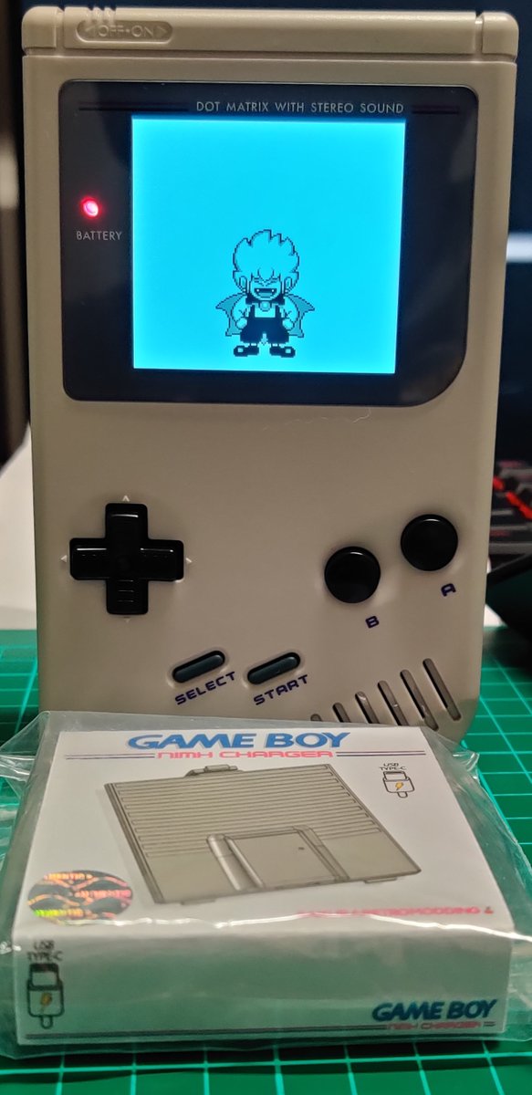 Mugen_Pascal's tweet image. Vous l'avez vu avant tous les autres sur @HyperLink_RVL 
Je fais gagner cette GameBoy DMG IPS V2, et @SakuraRetroModd ajoute un chargeur nimh usb-C 

RT/Follow/Sub YT youtube.com/c/mugenrvlp?su… 

et chez Sakura youtube.com/channel/UCArxv…

Tas début novembre !