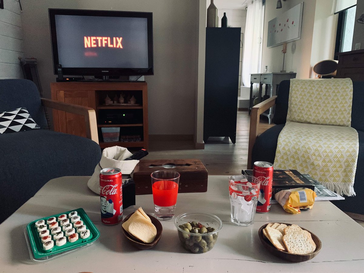 vivacls's tweet photo. Si la perfection avait un visage #NetflixandChills https://t.co/45R2YiY3Ch