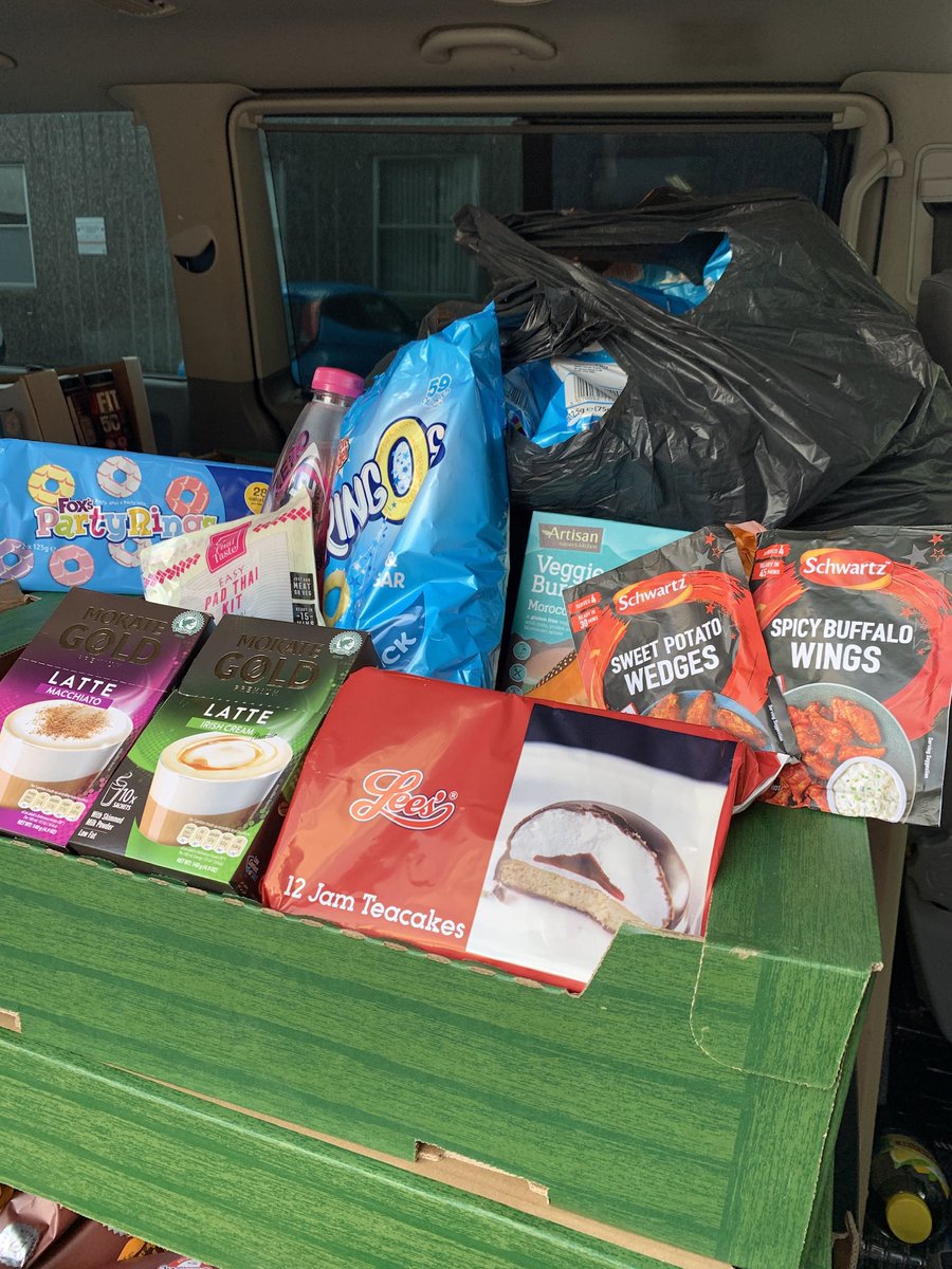 Lots to hand out over the next few days as part of #NUH National #AHPsDay celebrations🤩🎉 

Thanks to <a href="/LidlGB/">@LidlGB</a> Doncaster office for donating goodies to our fabulous @TeamNUH #AHPs 🙏
