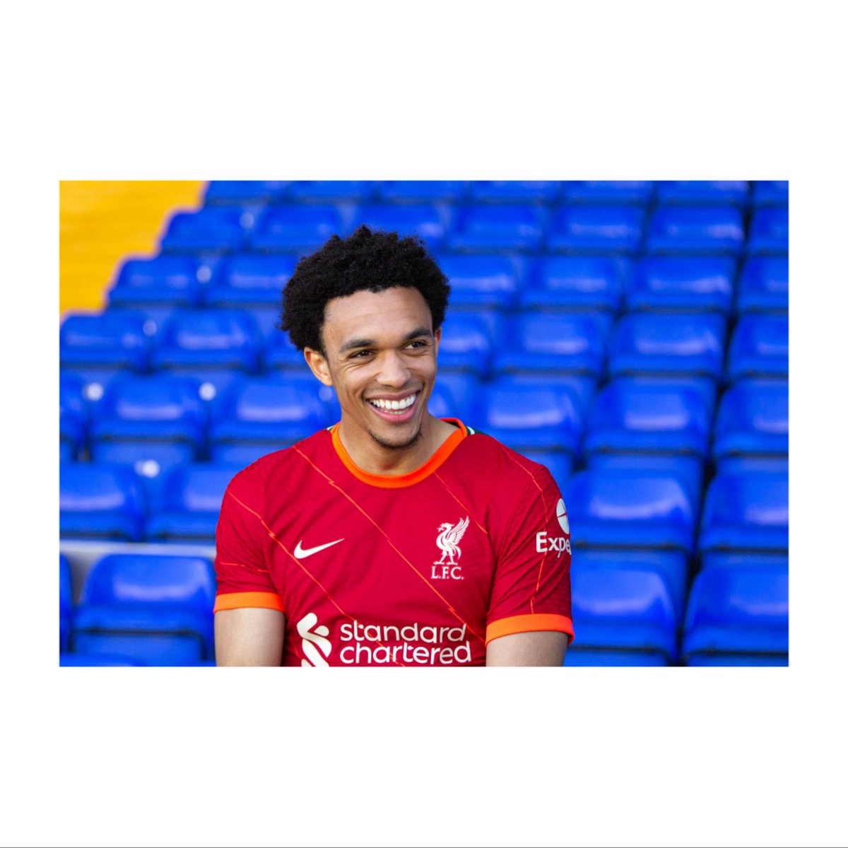 BTS_ChrisMcC's tweet photo. Some #BTS shots from the #EASPORTSFIFA commercial shoot where #LSProductions were in charge of production services.
#fifa22 #trent #fodden #LFC #YNWA #ManCity #Citizen #LSP #unitstills #EASports #itsinthegame https://t.co/EALc7gEYu4
