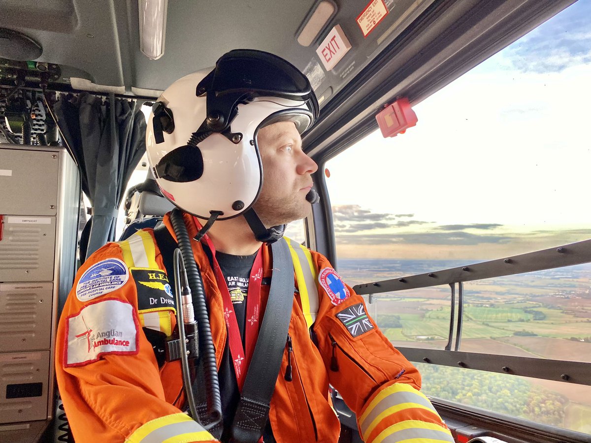 LeDyslexicMedic's tweet photo. #viewsfromthecrews …it’s not often we land in the same field as another air ambulance…was great to see the team from @air_ambulance 😁 @EastAngliAirAmb @davidkilsy1 @DrewWelch9 https://t.co/t2PcmMlkDf