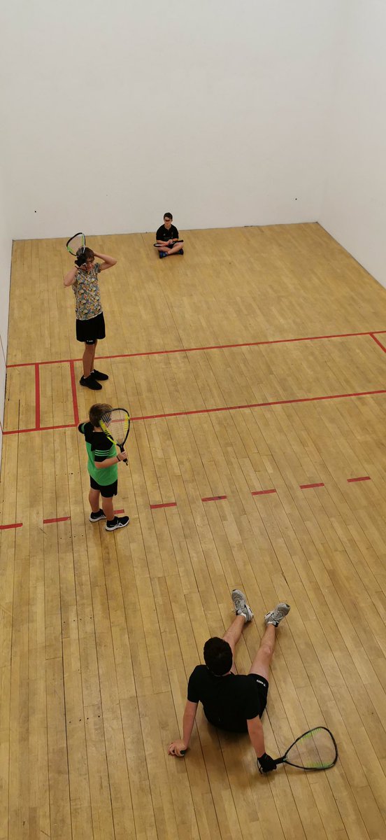 racquetballire's tweet photo. #BackToTheCourts Month Continues @ Arklow Racquetball Club
#RacquetballIreland held a Kickstart Racquetball Day with local club members - Johnny O Keeney holding a 2hr junior coaching clinic!
Well to everyone who took part! Great to see you all back on the courts!
#LetsGetBack https://t.co/hc490Ba40f