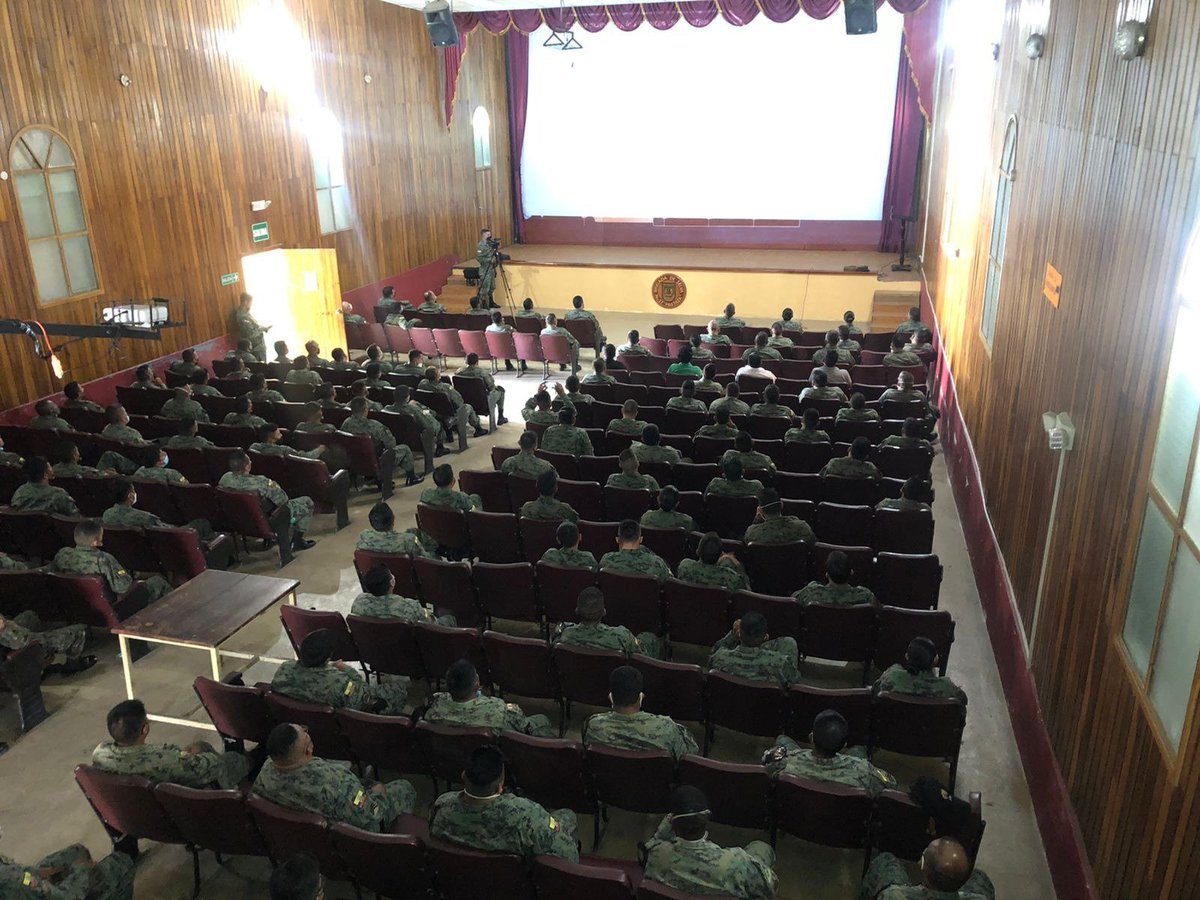 ISSFA_ECUADOR's tweet photo. 📍#Shell | Personal militar de la Brigada de Selva N°17 “Pastaza” conocieron el proyecto de Ley Orgánica de Seguridad Social de @FFAAECUADOR, el #Issfa continúa con la campaña de difusión de la propuesta de Ley a nivel nacional. 
#IssfaContigo https://t.co/qgXf3iDLJs
