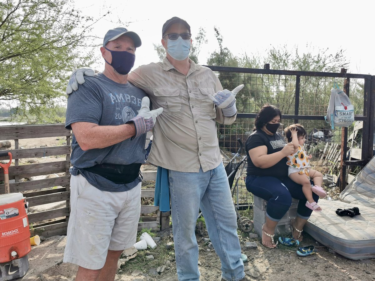 FaithMinistryMX's tweet photo. We had a wonderful first work day with the team from @PerryCrChurch! They kicked off the morning by visiting the clinic to participate in the children's nutrition program and then headed over to Casa #12 to pour the floor of the house for the Martinez Lugo family. https://t.co/WBKkauoa21