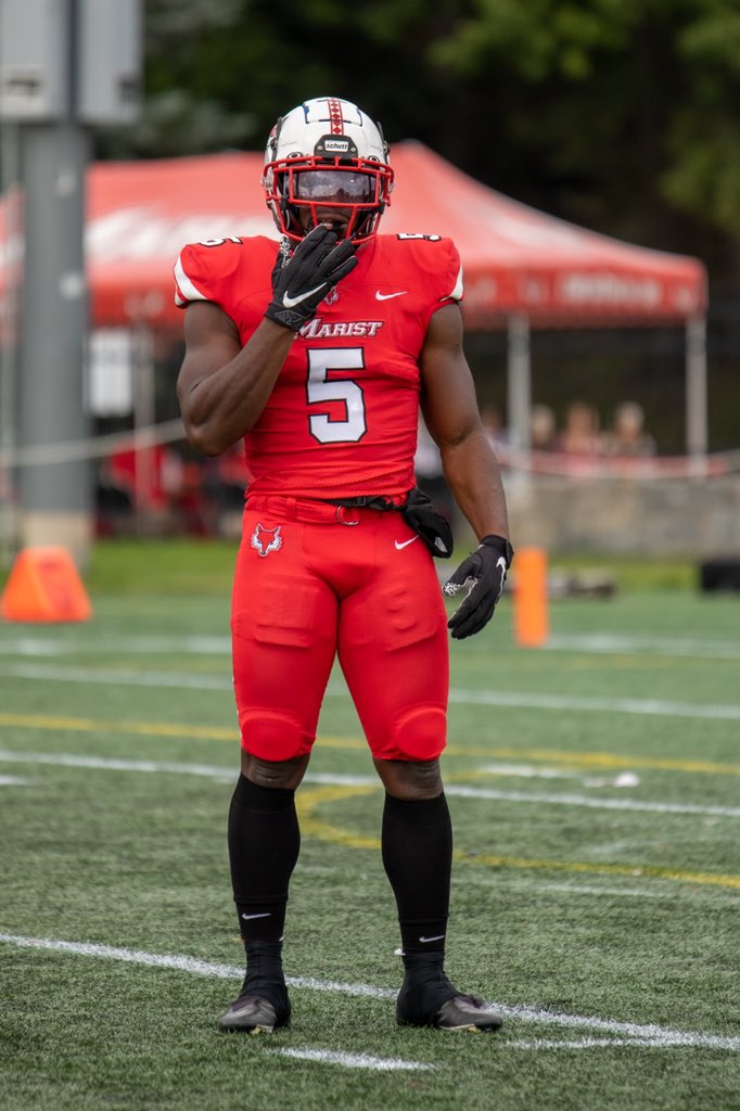 _TeddyWright5's tweet photo. Alot of celebrating but JOBS NOT DONE💯 We’re gonna keep our heads down & get better week by week🤫
#STATEMENTWEEK😤
#League💵 https://t.co/2t30ZbANsi