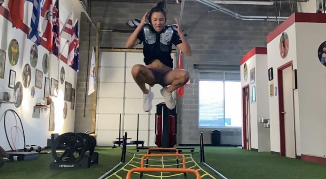 averyoh3's tweet photo. Training in the Lab #agility #athlete #fitness #Coaches #college #DMV #Mindset #FitnessMotivation #Recruiting #recruitment #Soccer #SportsCenter #Training #strengthandconditioning https://t.co/PNpyWNZCRa