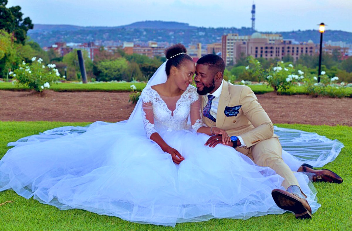 TLK_Badnog's tweet photo. It has been the greatest 2 years of my life with you besides me. Your presence in my life has always challenged me into being a better man.
To many more years of Love & Happiness my Queen ❤️❤️🎉🎉🍾🍾🕺🏾🕺🏾
#anniversary
#QueenBae
#LoveW https://t.co/5CQ20xyOto