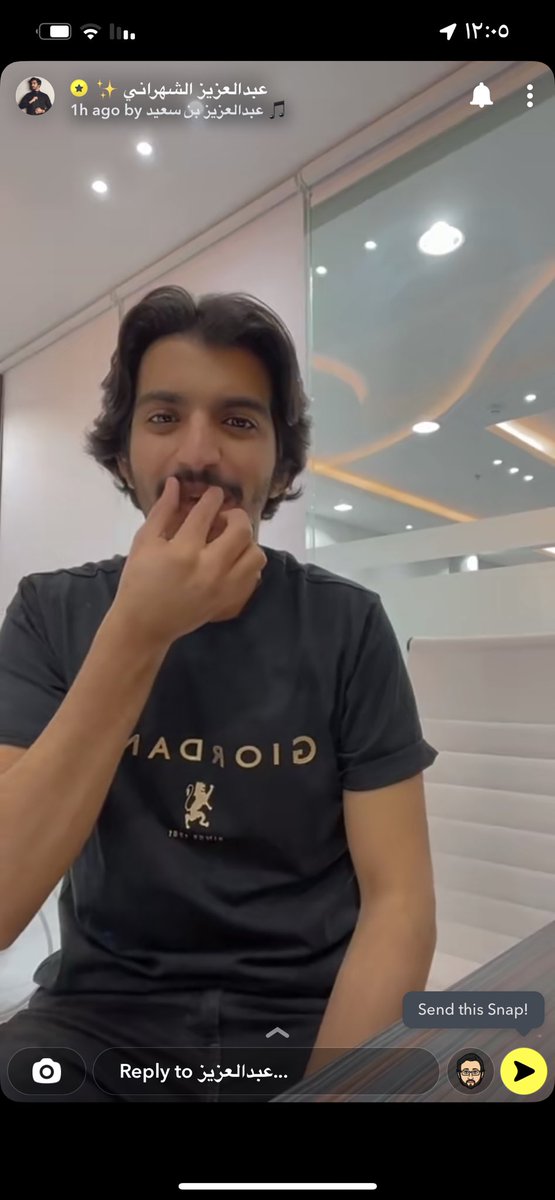 ix_ai21's tweet photo. بسم الله كذا بدون مقدمات عزّ فك التقويم !! احس يبغالي فتره استوعب شكله الجديد 🥲 https://t.co/wPNHvX6Nbn