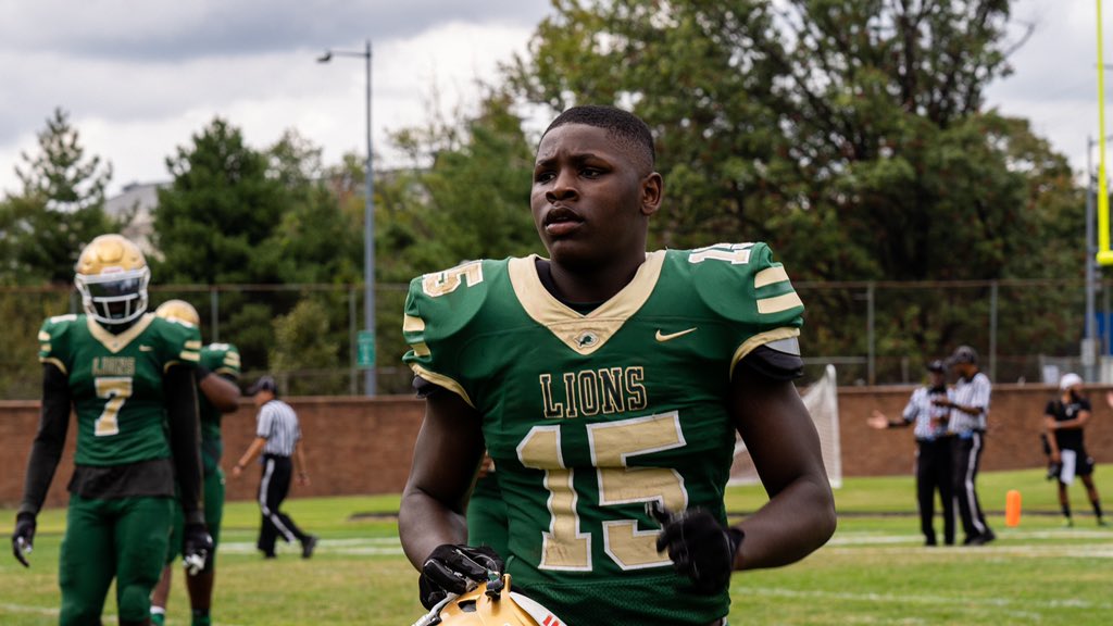 Stud Sophomore Nasir @_1lilnas_ Smith has been starting on our defense since the spring. 

Check out his highlights! hudl.com/v/2G525i

@UMDCoachBrooks <a href="/Aazaar23/">COACH AAZAAR@UMD</a> <a href="/CoachTHowle/">Ty Howle</a> <a href="/Coach_Smitty/">Ryan Smith</a> <a href="/CoachGoebbel/">Todd Goebbel</a> <a href="/ARCHIECOLLINS_/">Coach Collins</a> <a href="/CoachLecht/">Adam Lechtenberg</a>